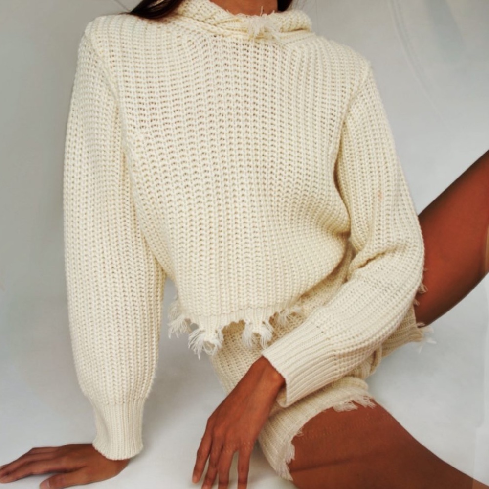 Ruve Sweater Set - Picture 2 of 4